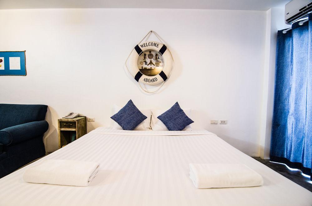 Chic Boutique Hotel Пхукет Экстерьер фото