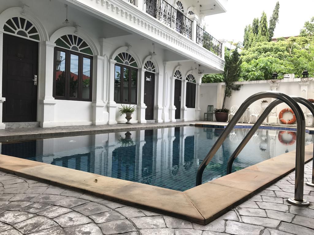 Chic Boutique Hotel Пхукет Экстерьер фото